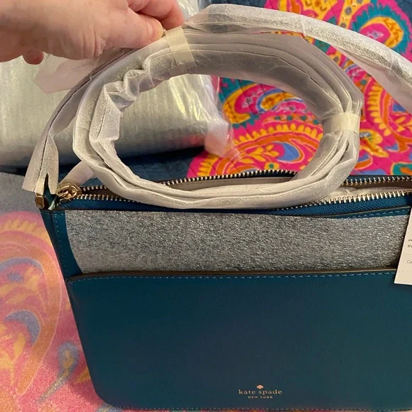 Kate Spade Adel Medium Crossbody Bag - Picture 2 of 8